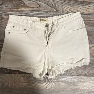 LISETTE Women's Off-White Jean Shorts